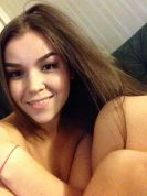Nelly – Your Cheerful and Active Companion in Stockholm 💕