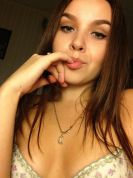 Nelly – Your Cheerful and Active Companion in Stockholm 💕