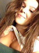 Nelly – Your Cheerful and Active Companion in Stockholm 💕